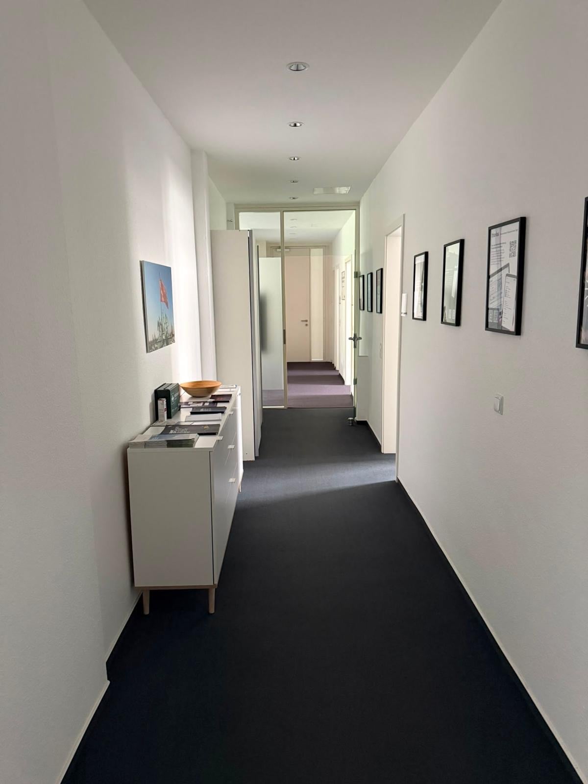 Flur mit Empfangsbereich · Hannover