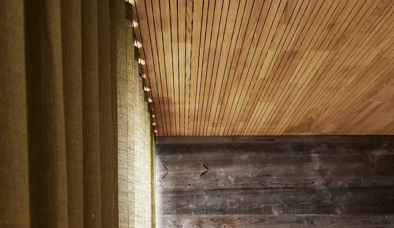 UrbanChalet: Holzambiente im Chalet-Stil